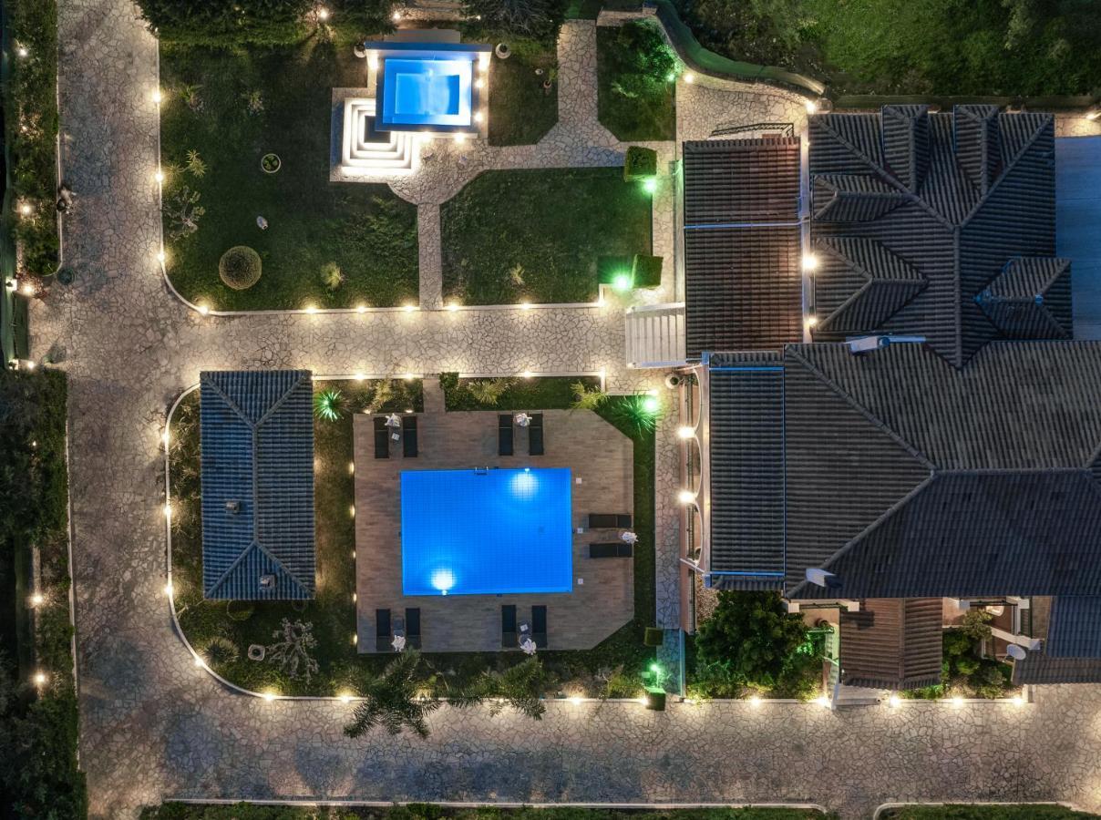 Amalthia Villa Mouzákion Exterior foto