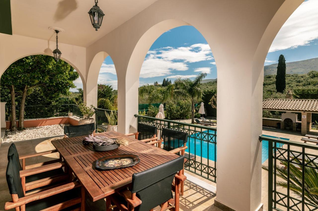 Amalthia Villa Mouzákion Exterior foto
